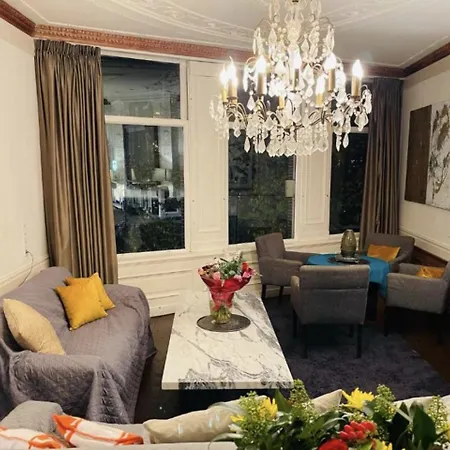 Bed & Breakfast Red Light Chinatown Centre *